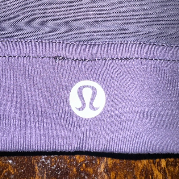 Lululemon sports bra - Picture 3 of 6
